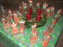 Adventskalender der 1. Klasse Adventskalender der 1. Klasse